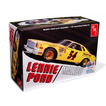 Plastikmodell – Auto 1:25 Lennie Pond 1974 Chevy Malibu Stock Car – AMT1352